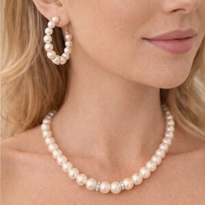 Elegant Pearl Necklace and Earring Set